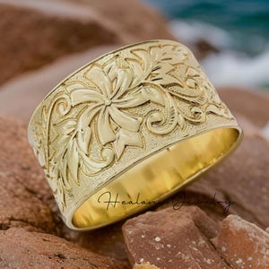32mm Gold Hawaiian Tiare Honu Bangle Bracelet - Hawaiian Jewelry - Flower Bracelet Jewelry - Gold Bracelet - Gifts for her - Made in Hawaii