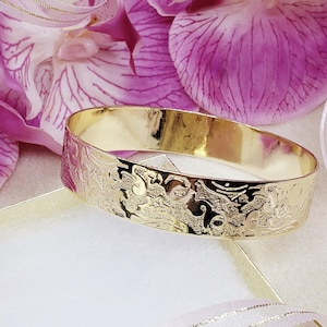 15mm Asian Hawaiian Bangle Bracelet - Hawaiian Jewelry - Made in Hawaii - Gold Bracelet - Gifts for her - Made in Hawaii