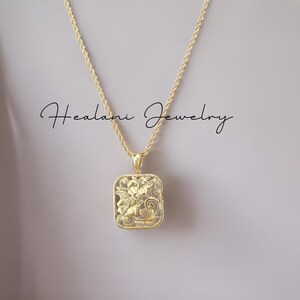 20mm Gold Hawaiian Hibiscus Necklace - Hawaiian Necklace - Floral Jewelry - Gold Necklace - Gifts for her