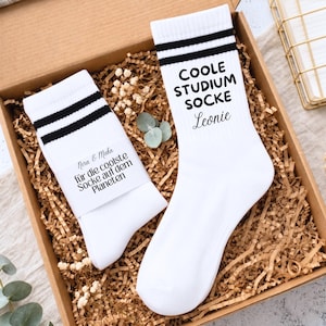 Personalisierte Socken zum Studienstart Geschenk für Studenten | Coole Studium Socken mit Name | Ersti Geschenk | Uni Start | Hochschulstart
