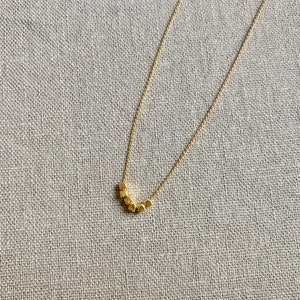 Collar dorado con cuadritos, regalo de cumpleaños, regalo para mejor amiga. imagen 3