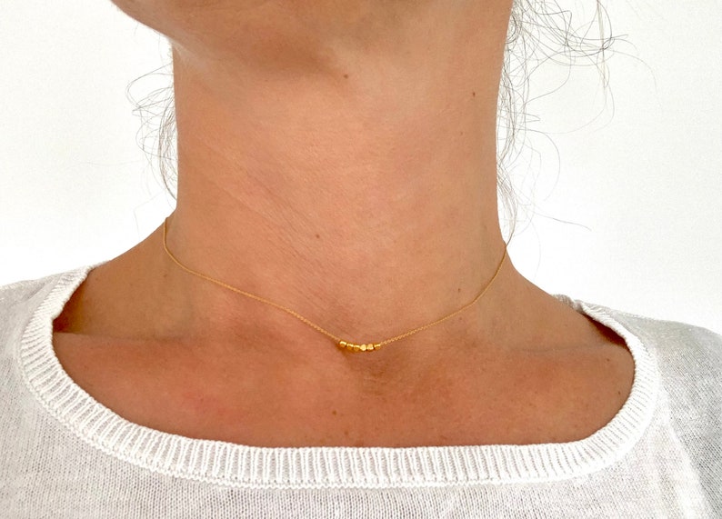 Goldene Kette mit kleinen Quadraten, Geschenk zum Geburtstag, Geschenk beste Freundin Bild 1