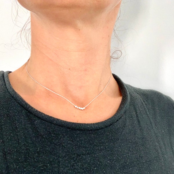 Silberne Kette mit kleinen Quadraten, Choker, Geschenk zum Geburtstag oder Geschenk beste Freundin, Ostergeschenk, Muttertagsgeschenk