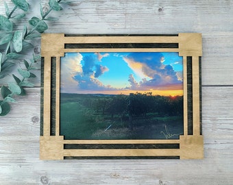 Farmhouse Style Photo Frame Hold Together with Magnets, Rustic Wooden Picture 5x7, Hang or Lean, No Glass Needed, Matches Our Family Trees