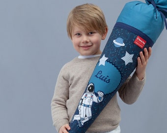 Schultüte passend zu Step by Step Star Astronaut Cosmo, bestickt mit Wunschnamen