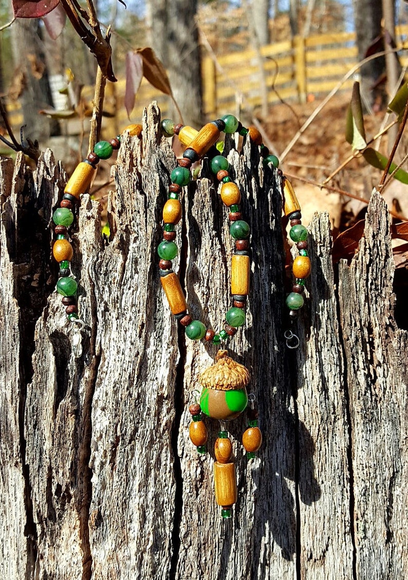 Grüne und braune Eichel Halskette für Jungs | Etsy