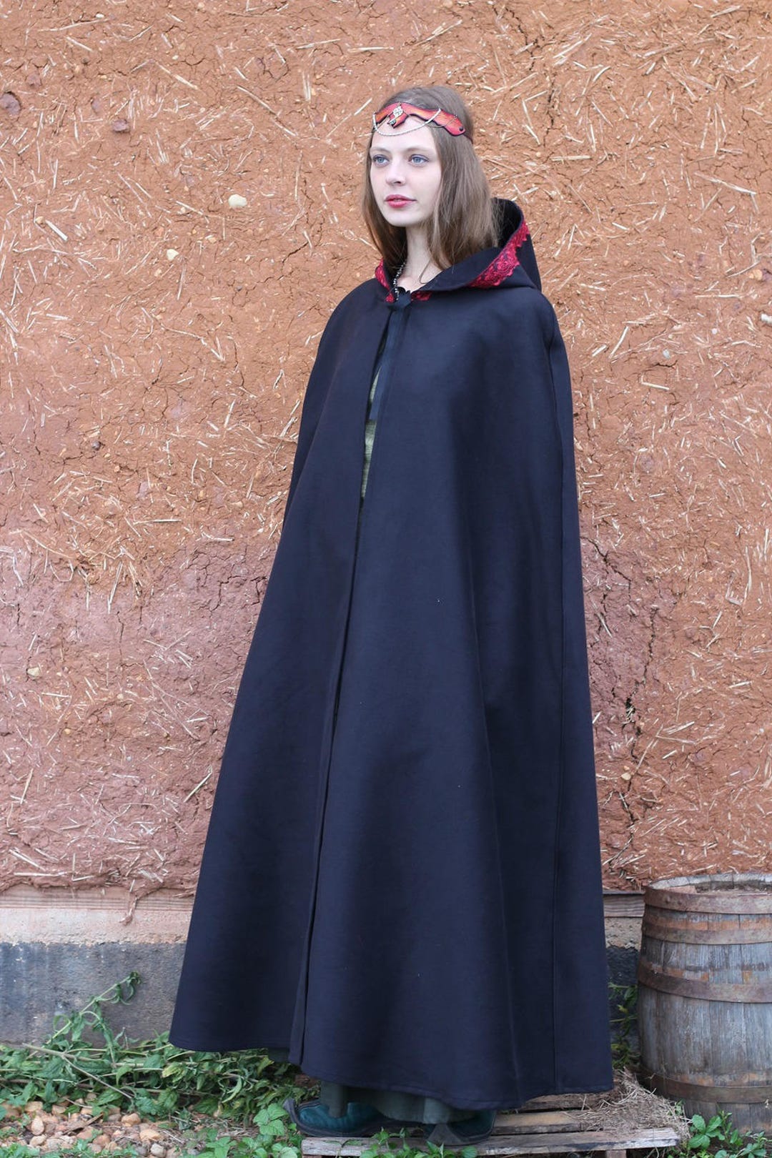 Cape Rouge Courte Avec Capuche Et Dentelle - Déguisement Halloween, Carnaval, Noël, Cosplay Adulte/fille