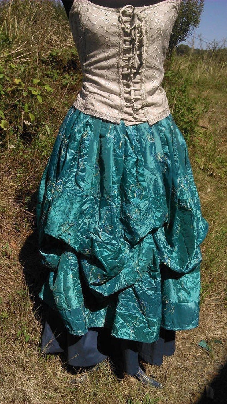 Jupe longue drapée bouffante. Style elfique, romantique, médiévale, steampunk, cosplay, mariage, jeu de rôle, victorien, 19ième. Cape Diem image 1