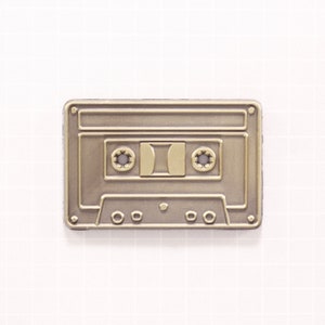 Kassette Tonband 1980! Emaille Pin ANTIK GOLD Kassette Tonband - 1980er Jahre Throwback