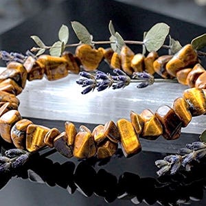 Tiger's Eye Stone Freeform Chip Stretchy String Bracelet