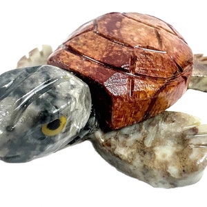 Sea Turtle Hand Carved Natural Soapstone 7133s