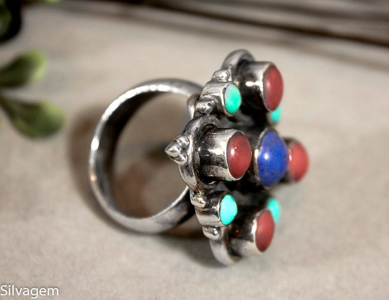 Vintage Chunky Sterling Silver Patina Coral Sleeping Beauty Turquoise Blue Lapis Cabochon Gem Ring Size 7 Adjustable r613
