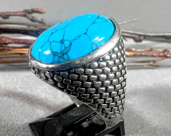 Antique-Inspired Textured Silver Statement Ring w… - image 2