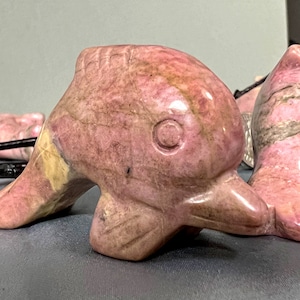 Rhodochrosite Dolphin Spirit Animal Totem Stone Carving Healing Figurine 7199