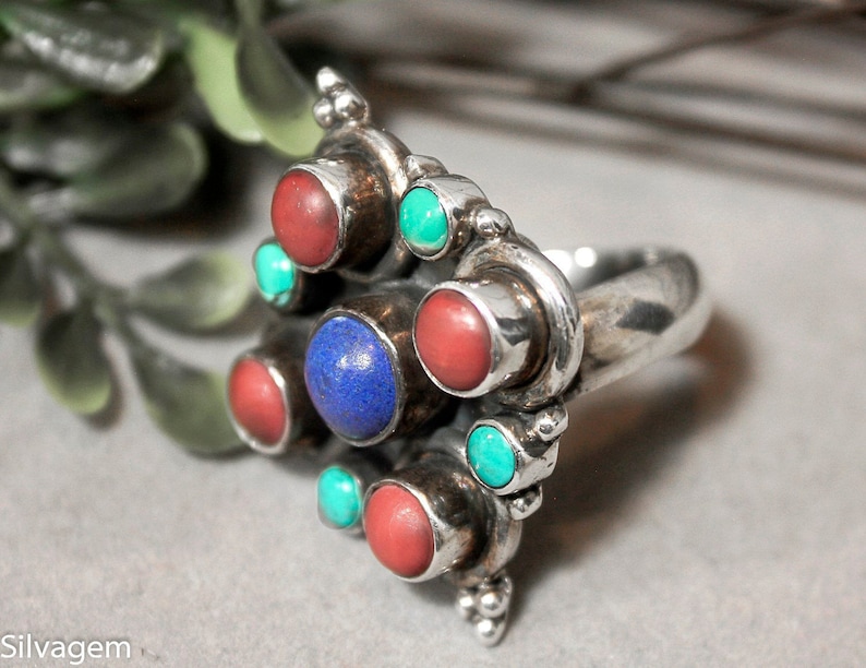 Vintage Chunky Sterling Silver Patina Coral Sleeping Beauty Turquoise Blue Lapis Cabochon Gem Ring Size 7 Adjustable r613
