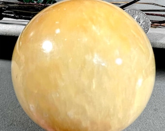 Yellow Calcite Gemstone Mineral Specimen Sphere Display Stone Crystal Ball 6823