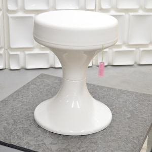 Space Age / Stool / Side stool / Tulip styles / Seat stool / Mid Century stool