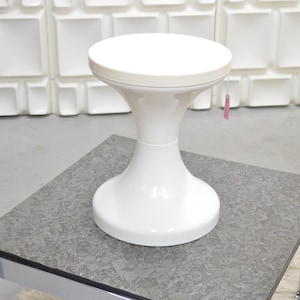SPACE AGE /  Stool / Side stool / Tulip styles / Seat stool / Mid Century stool