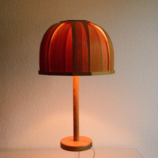 SOLBAKENS Svarveri / table lamp / pine / Sweden / 1970s