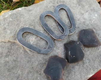 Traditional 'Hudson Bay Oval' firesteel. Bushcraft flint and steel.