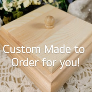 Wood Square Décor box with lid. Custom, Made to Order