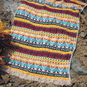 Lovely American Indian Inspired Aran Afghan, Vintage Knitting Pattern, PDF, Digital Download - D347