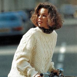 Ladies Classic Aran Crew Neck Sweater, Vintage Knitting Pattern, PDF, Digital Download - B124