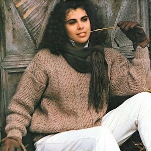 Ladies Round Neck Sweater with Striped Rib Pattern, Vintage Knitting Pattern, PDF, Digital Download - C382
