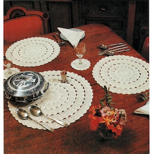 Pretty Crochet Place Mat, Coaster, Doiley or Table Center, Vintage Crochet Pattern, PDF, Digital Download - B387