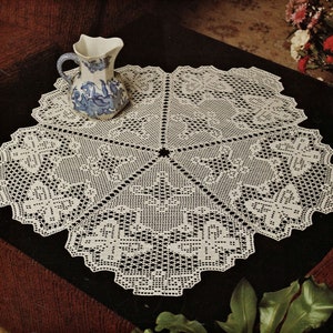 Beautiful Butterfly Pattern Filet Crochet Tea Cloth, Vintage Crochet Pattern, PDF, Digital Download - A360