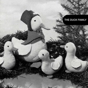 Knitted Mother Duck and Her Ducklings, Vintage Knitting Pattern, PDF, Digital Download - B673