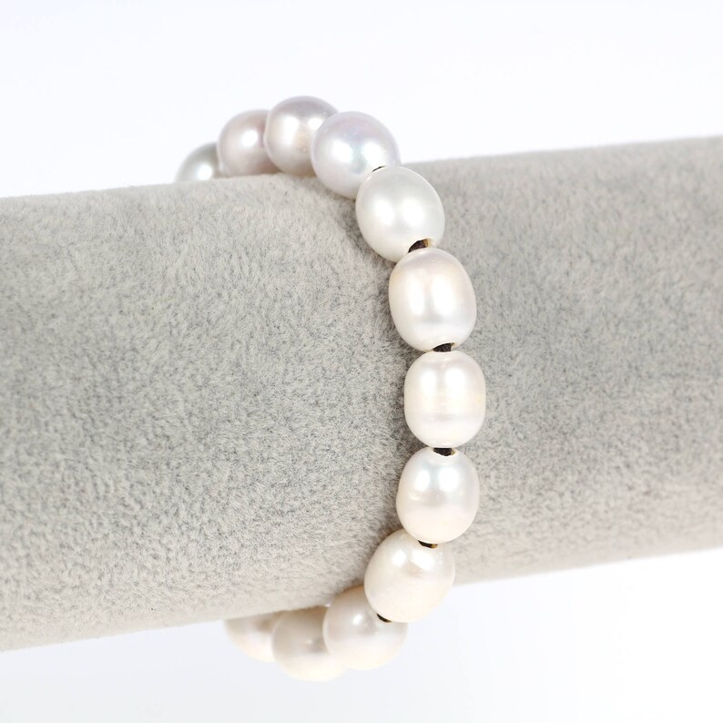 Bridesmaid pearl bracelet Leather bracelet Leather pearl bracelet Pearl leather bracelet Pearl bracelet White pearl bracelet