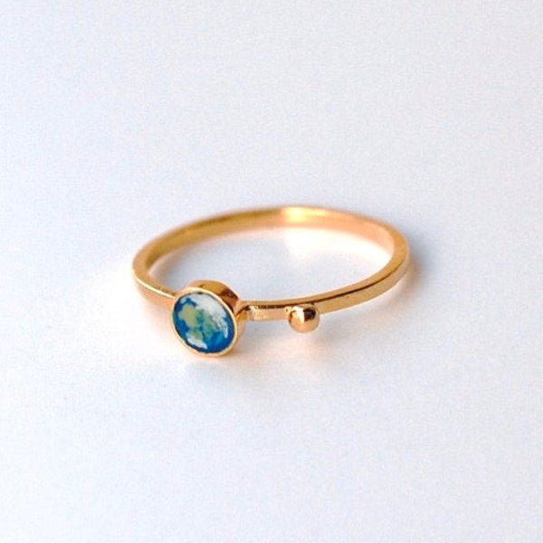 earth and moon ring in gold, planet ring, minimalist ring, space jewelry