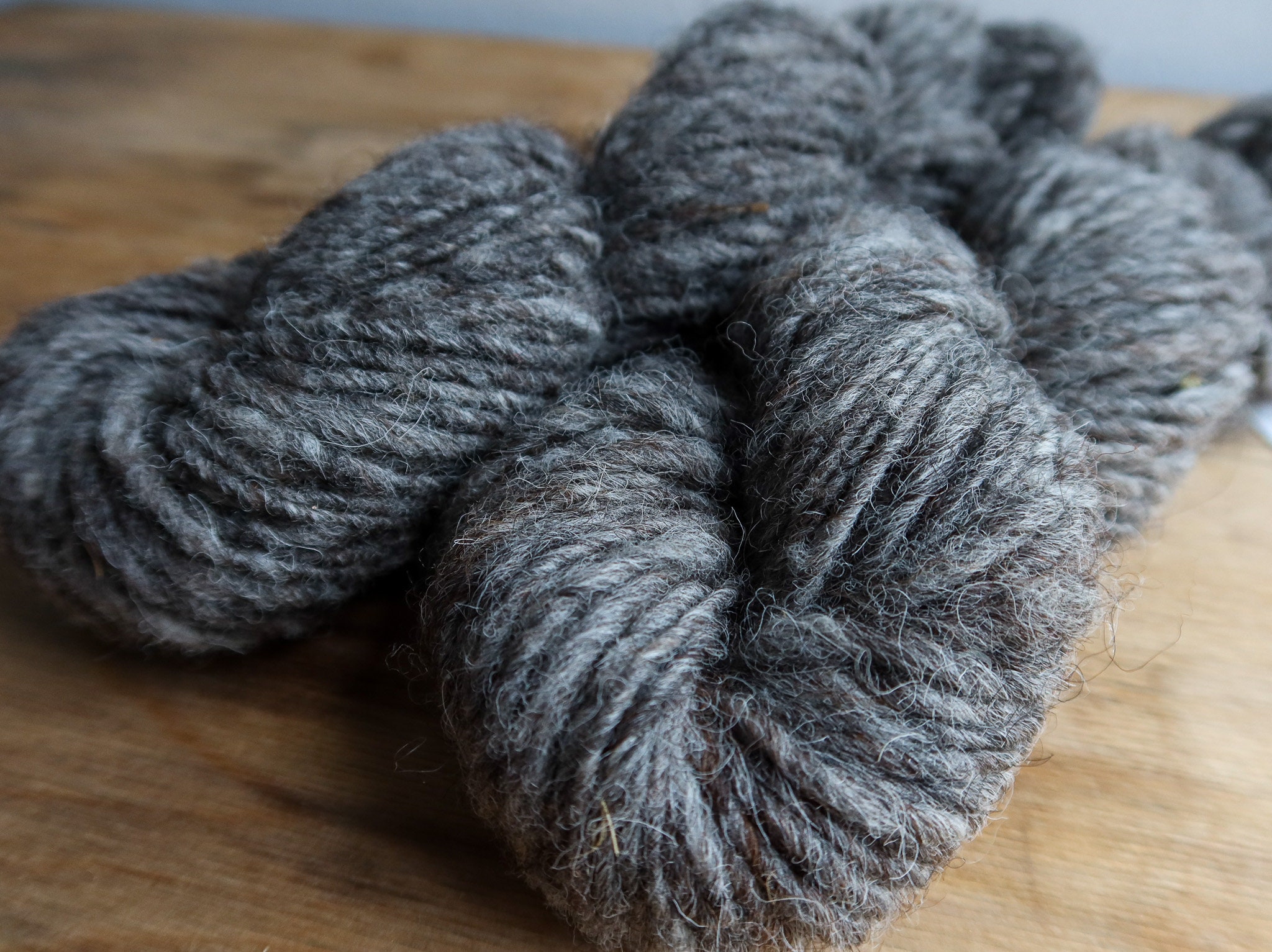 Suri Alpaca Yarn, Suri Singles, Salt River Mills Bulky Yarn, Premium Alpaca  Yarn for Knitting, Yarn for Chunky Hats, Crocheting, Weaving 