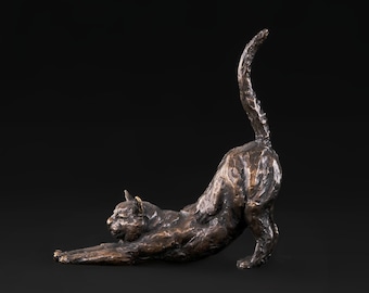 Estatua de gato estirado de bronce fundido / Escultura pequeña de metal de bronce / Adorno de regalo de vida silvestre / Arte felino, por Tanya Russell MRBS