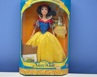 Mattel Disney Snow White Barbie Doll 1997 #18194 NRFB New