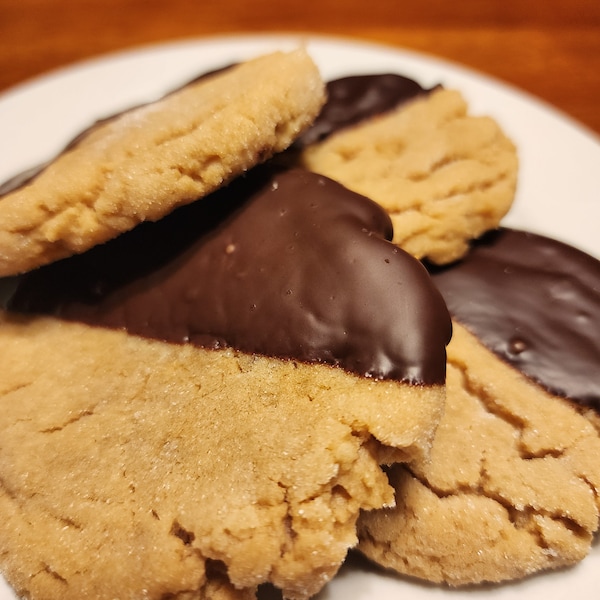 Chocolate Dipped Peanut butter cookies