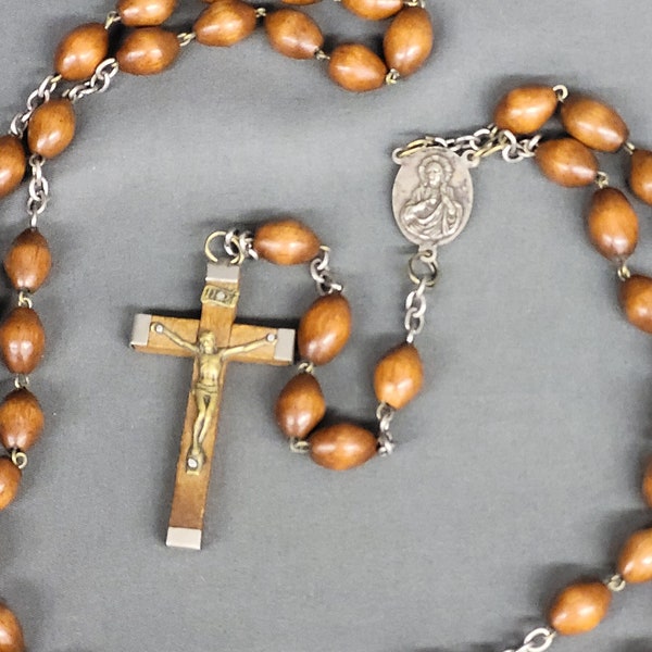 Vintage Wood  Rosary Bead Necklace