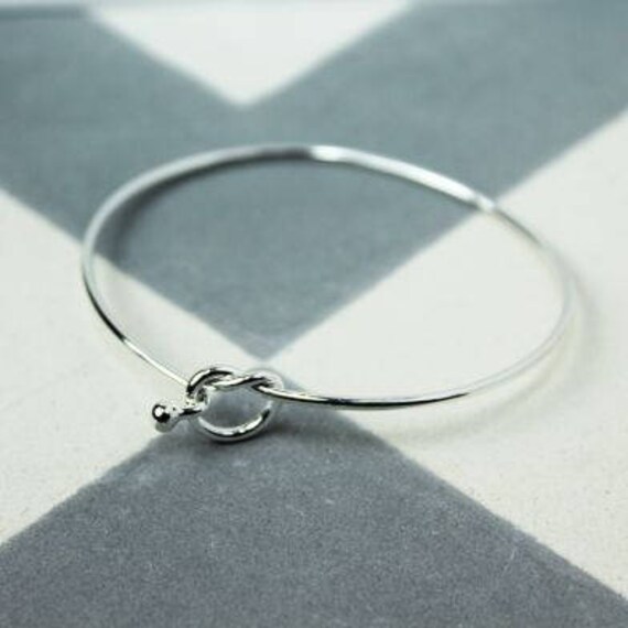Infinity clearance knot bangle