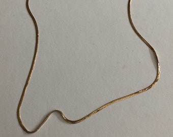 Fantastic, Shining, Fine Vintage 10K Yellow Gold Flat Curb/Herringbone Chain - 18”L - 3g - Great for pendant Layering/Neckstack