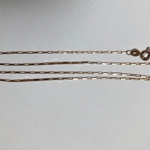 Stunning and Shining, Vintage Estate UnoAErre 9ct/9K/375 Yellow Gold Fine Paperclip Link Chain for Layering/Necklace Stack - 16.5” - 1.57g