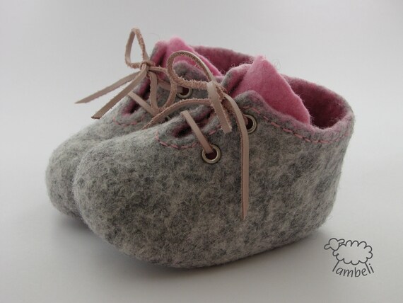 baby shoes with laces