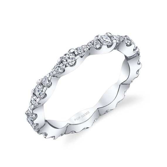 scalloped diamond wedding band