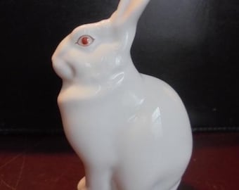 Herend Hungary Natural White Sitting Rabbit #5327 Bunny