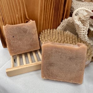 Cold Process Shea Butter & Goat’s Milk Soap with light honey vanilla - handmade and very moisturizing