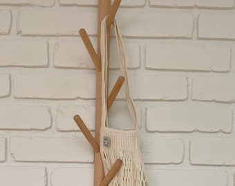Crochet vertical à 5 chevilles pour montage mural en bois de hêtre, design scandinave - Pour sacs, chapeaux, serviettes, colliers ~ (il reste quelques nuances plus foncées)