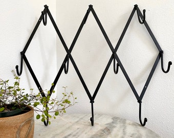 Vintage Style Folding Hand Forged IRON Metal Expending Accordion Rack w/ 10 Hooks Wall Hook for Towels, Hats, Mugs, Bags~Great For Stockings