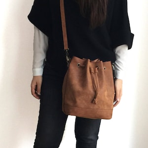 Tadesse bucket bag hotsell