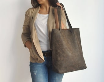 Vegan Dark Brown Tote Bag - back to school - Faux Leather - Vegan handbag - Water Resistant - Vegan Leather - Rustic Leather - Distressed