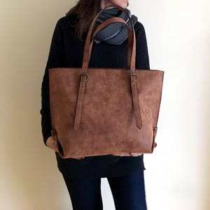 Cadeau sac cabas brun Vegan résistant à leau sac à main simili cuir cuir et rustique mères pour maman image 1